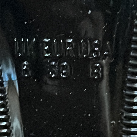 New never worn sz 8 but fits a 7 - Picture 6 of 6